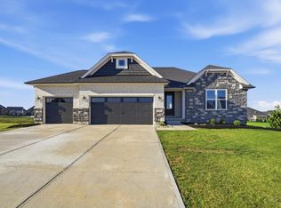 404 David Lee Ct, Monroe, OH 45050