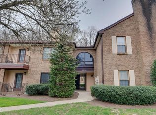 1216 Wellington Pl, Aberdeen, NJ 07747