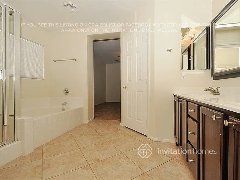 8913 Wolf Dancer Ave — Photo 15