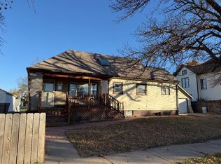 207 E Phillip Ave, Norfolk, NE 68701