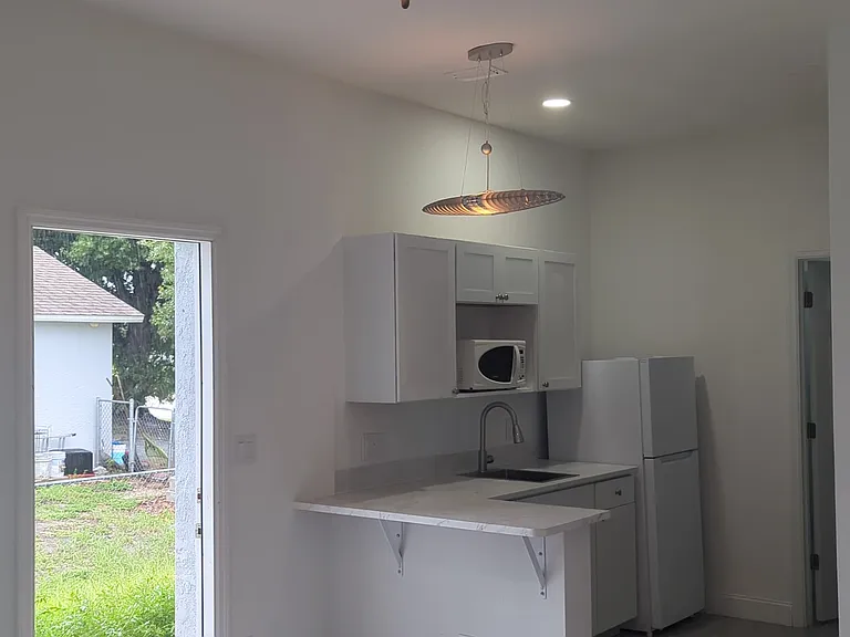 6147 Hellman Ave — Photo 4