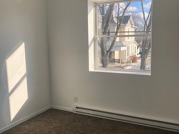 4th image of 8526 Main St