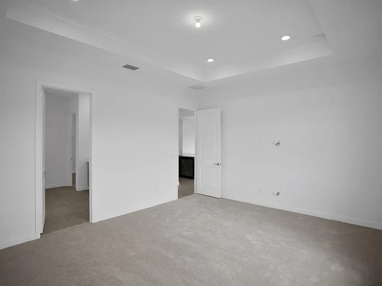 19411 Broad Shore Walk — Photo 27