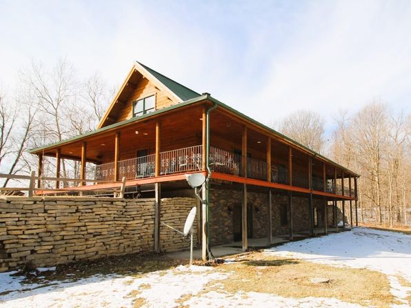 3039 Mapes Rd, Kendallville, IN 46755
