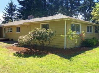 810 E Hoag Rd, Mount Vernon, WA 98273