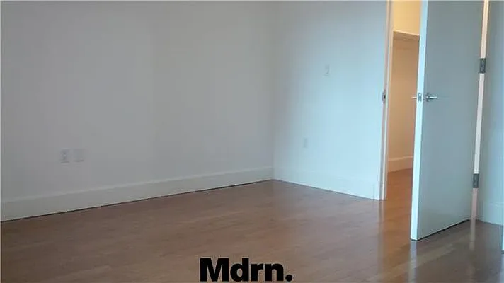 Rented by Mdrn Residential | media 71