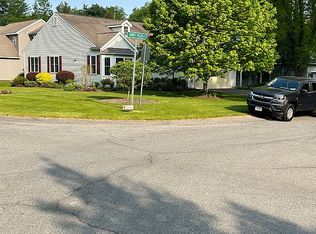 24 Surrey Field Dr, Queensbury, NY 12804