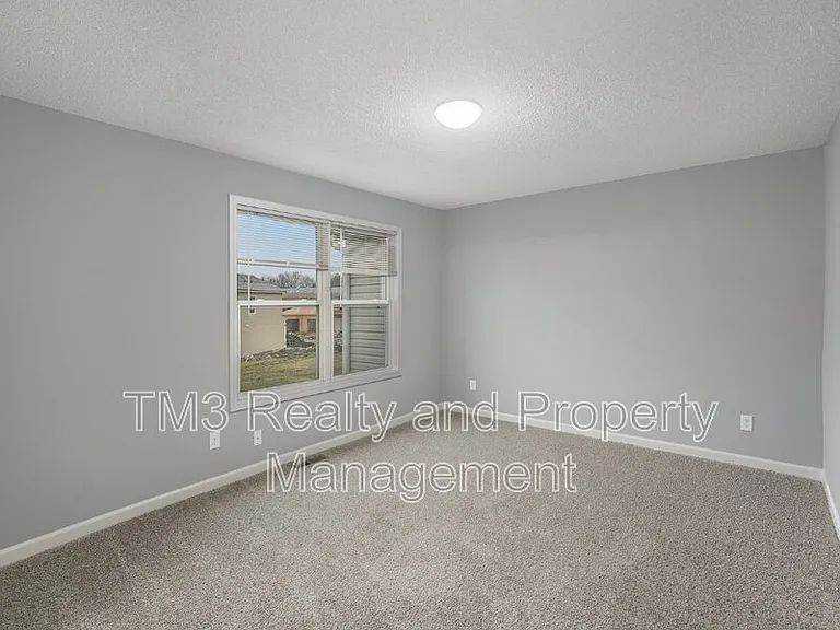 31642 W 174th St — Photo 7