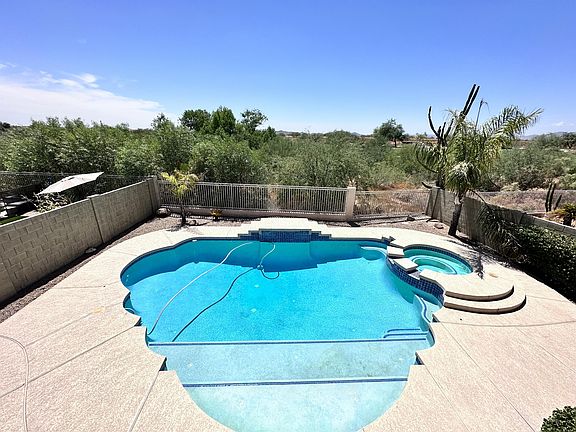 3rd image of 33848 N Pate Pl