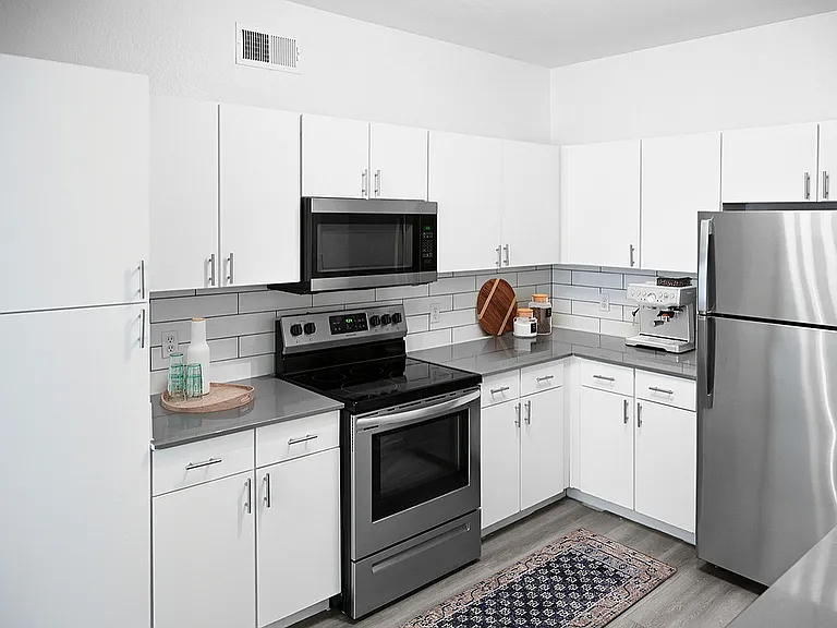 3x2 1370 sqft C1 - Kitchen