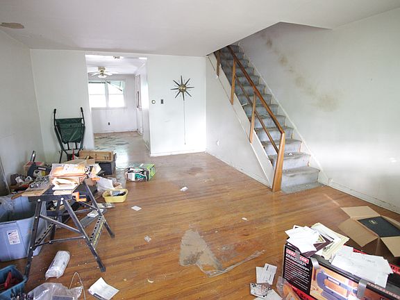 3rd image of 6030 Tulip St