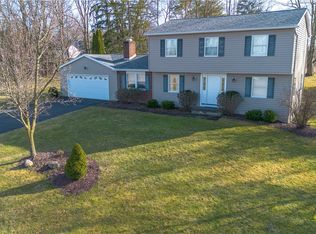 5000 Silver Hill Rd, Newark, NY 14513