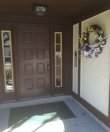 3rd image of 686 Catherine Ct