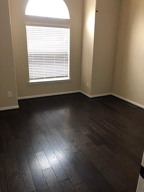 1st image of 3204 Sunflower Dr
