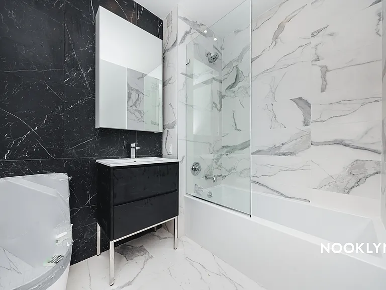 26 Quincy St #5A — Photo 10