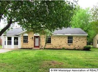 8106 Ashbrook Dr, Southaven, MS 38671