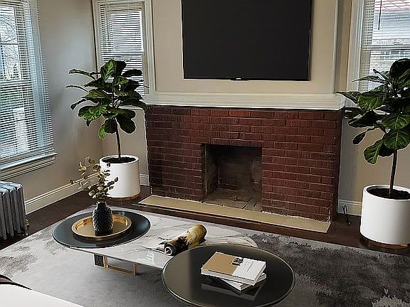 2nd image of 9401 Lake Ave