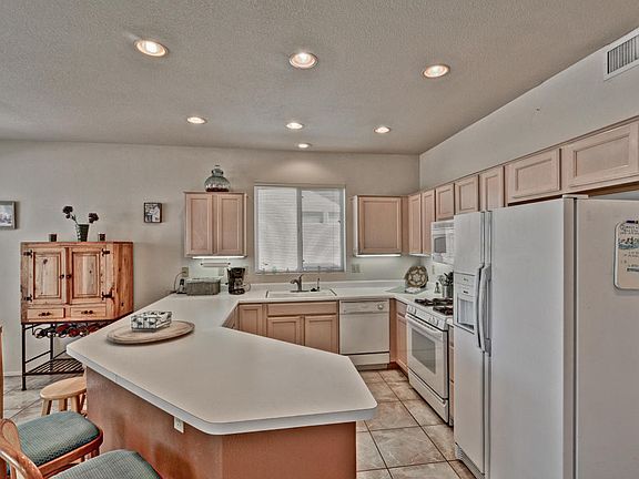 4th image of 14424 W Robertson Dr