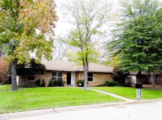 1507 Park Ridge Ter, Arlington, TX 76012