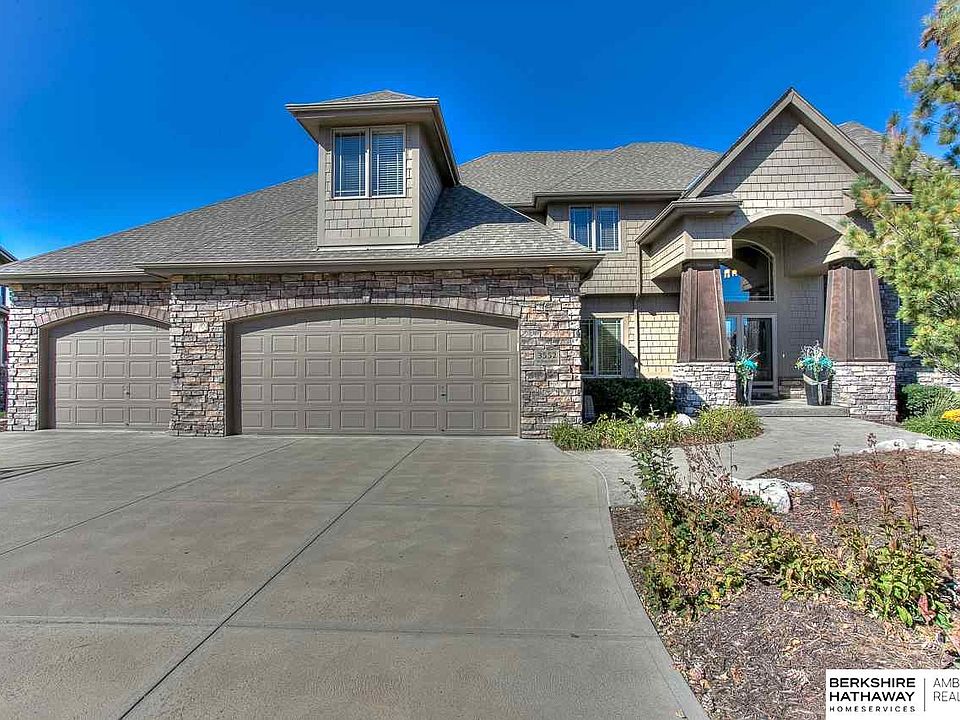 1st image of 3552 S 203rd Cir