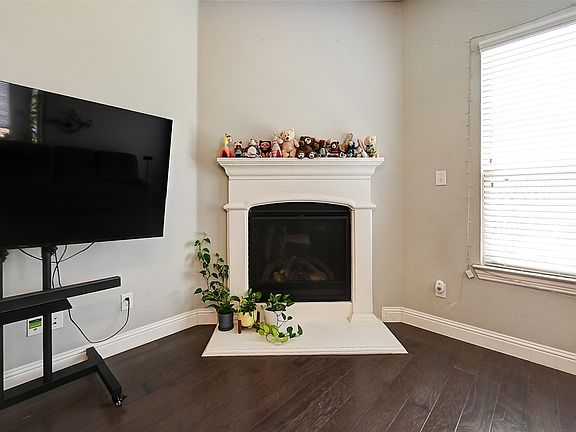 4th image of 4016 Blessington Dr