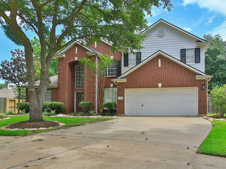 10314 Cliff Haven Ct — Photo 2