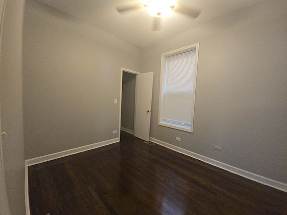 5th image of 358 E 70th Pl