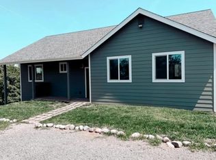 12186 Hilltop Ter, Grass Valley, CA 95949