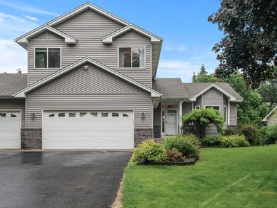 502 Hawthorn Rd, Lino Lakes, MN, 55014