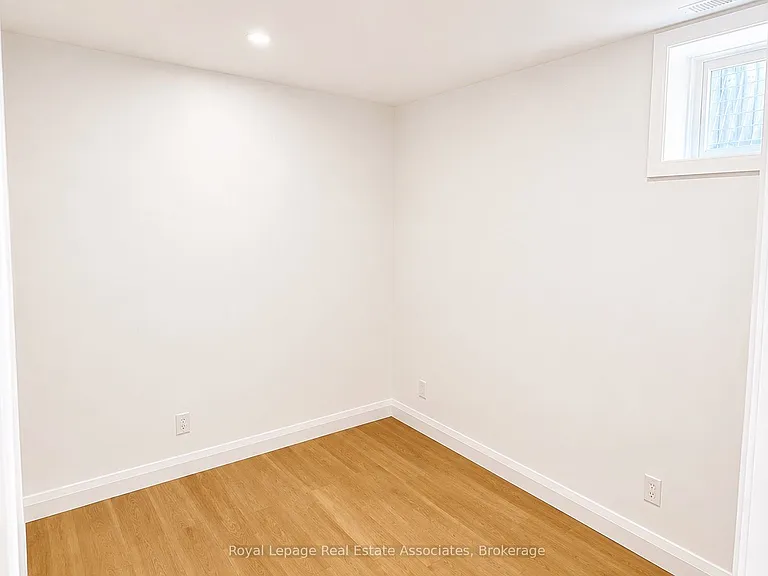 17 White Ave #1 — Photo 10