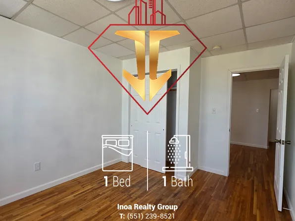 179 West 48th Street image 3 of 18