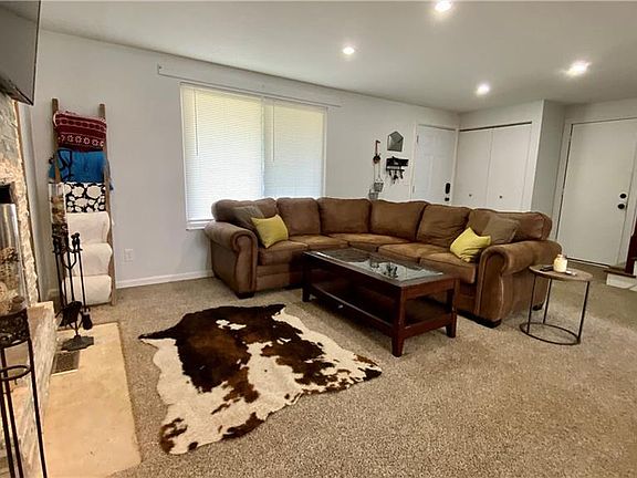 4th image of 4732 Kenilwood Ave
