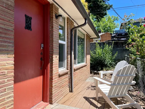 4324 3rd Ave NW, Seattle, WA 98107