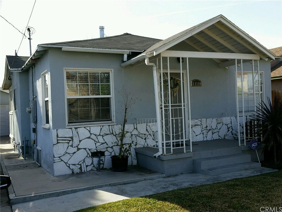 1st image of 11140 Ferina St