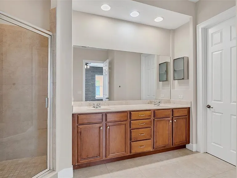 1451 Lake Baldwin Ln #B — Photo 18