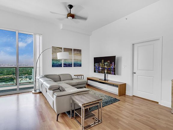 5th image of 1250 S Miami Ave #2401