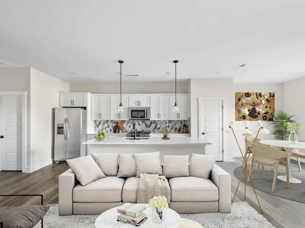 648 Melville Dr, Rock Hill, SC 29732