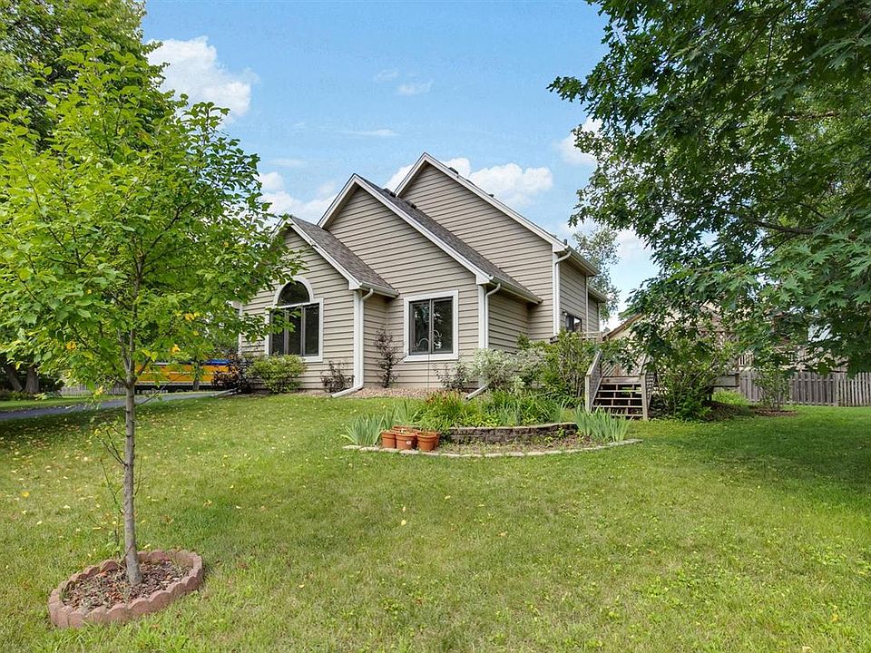1st image of 4401 Livingston Dr
