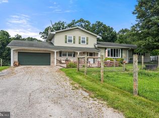 99 Mud College Rd, Littlestown, PA 17340