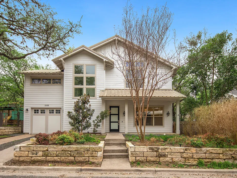 1005 Toyath St