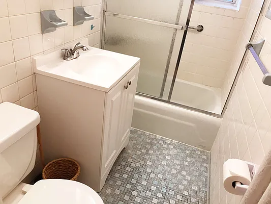 Rented by NY Space Finders Inc. | media 20