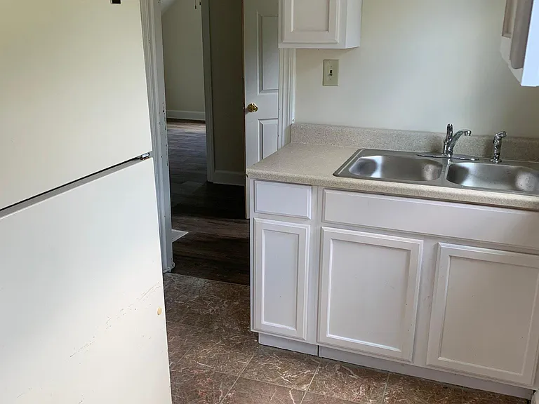 1116 Springview Dr — Photo 4