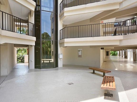 3rd image of 10 S Forest Beach Dr