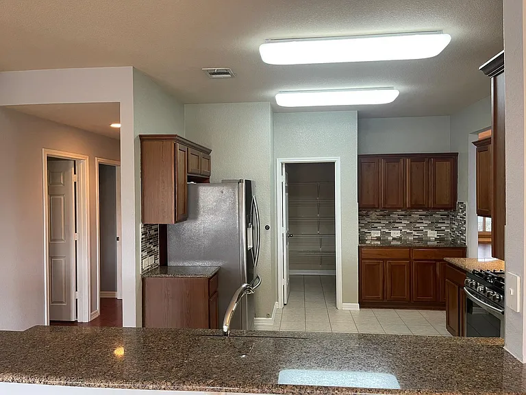 2516 Pearson Way — Photo 10