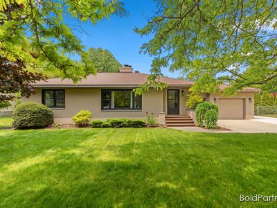 3485 E Manitou Cir, Norton Shores, MI, 49441