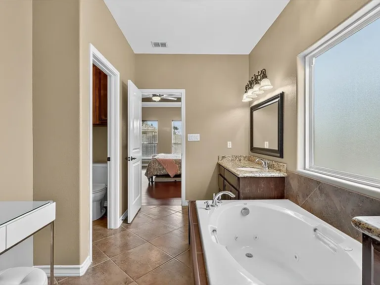 15134 S Barataria Dr — Photo 23
