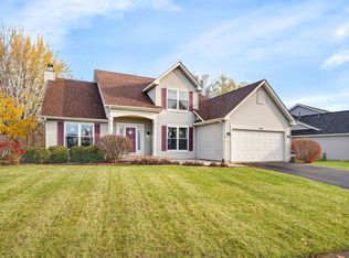 710 Churchill Ln, Oswego, IL 60543