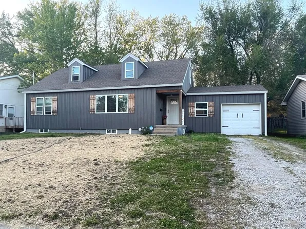 1207 Calhoun St, Chillicothe, MO 64601