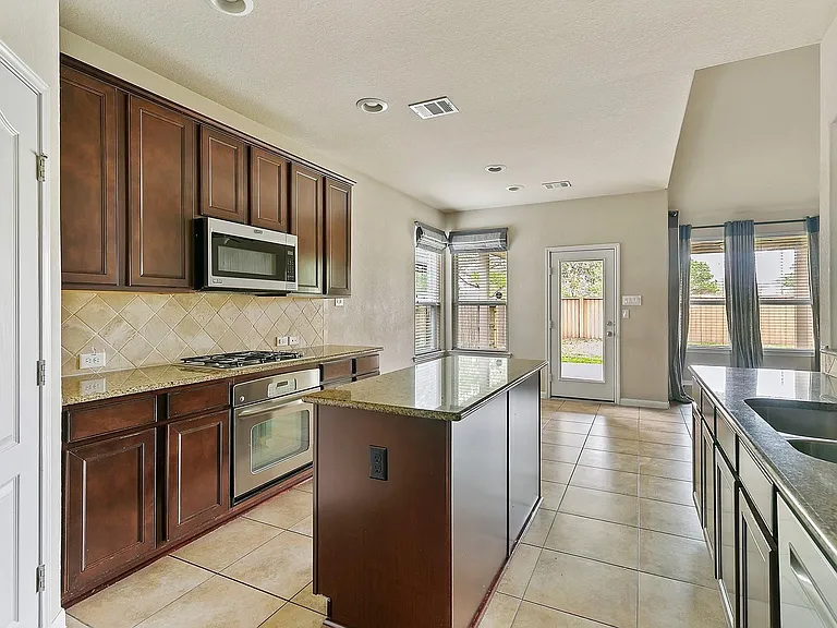 26315 Cedar Pine Dr — Photo 16