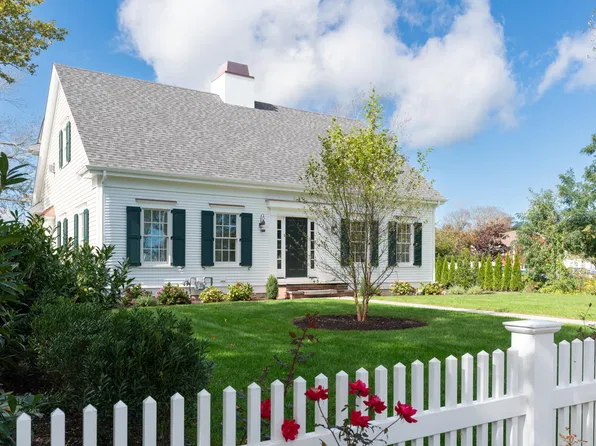 33 Crowell Road, Chatham, MA 02633